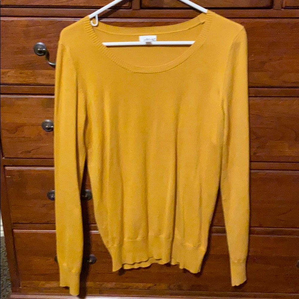 Yellow harvest color sweater